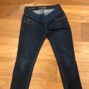 DL1961 Maternity Jeans in dark wash, 28